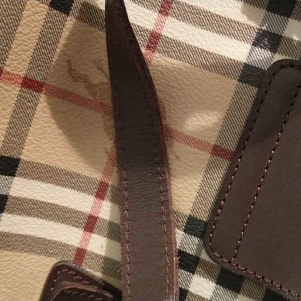 AUTHENTIC -BURBERRY HANDBAG ( FREE BONUS BAG) - Picture 7 of 16